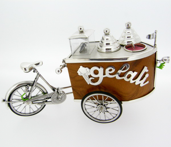 Carrettino Gelataio. Italian Ice Cream Cart Silver & wood